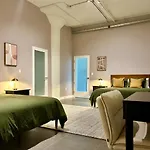 Industrial Style 2Br Condo Downtown La With Rooftop!