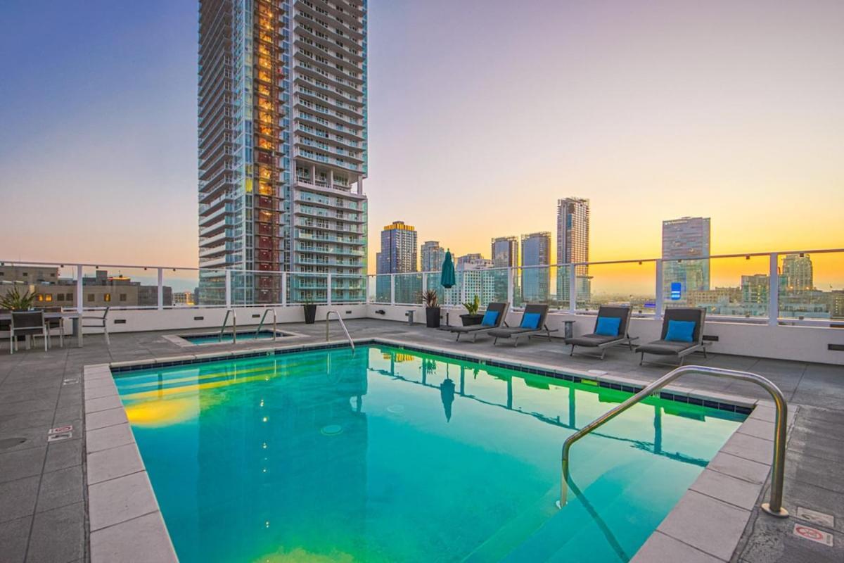 Industrial Style 2br Downtown La With Rooftop! *
